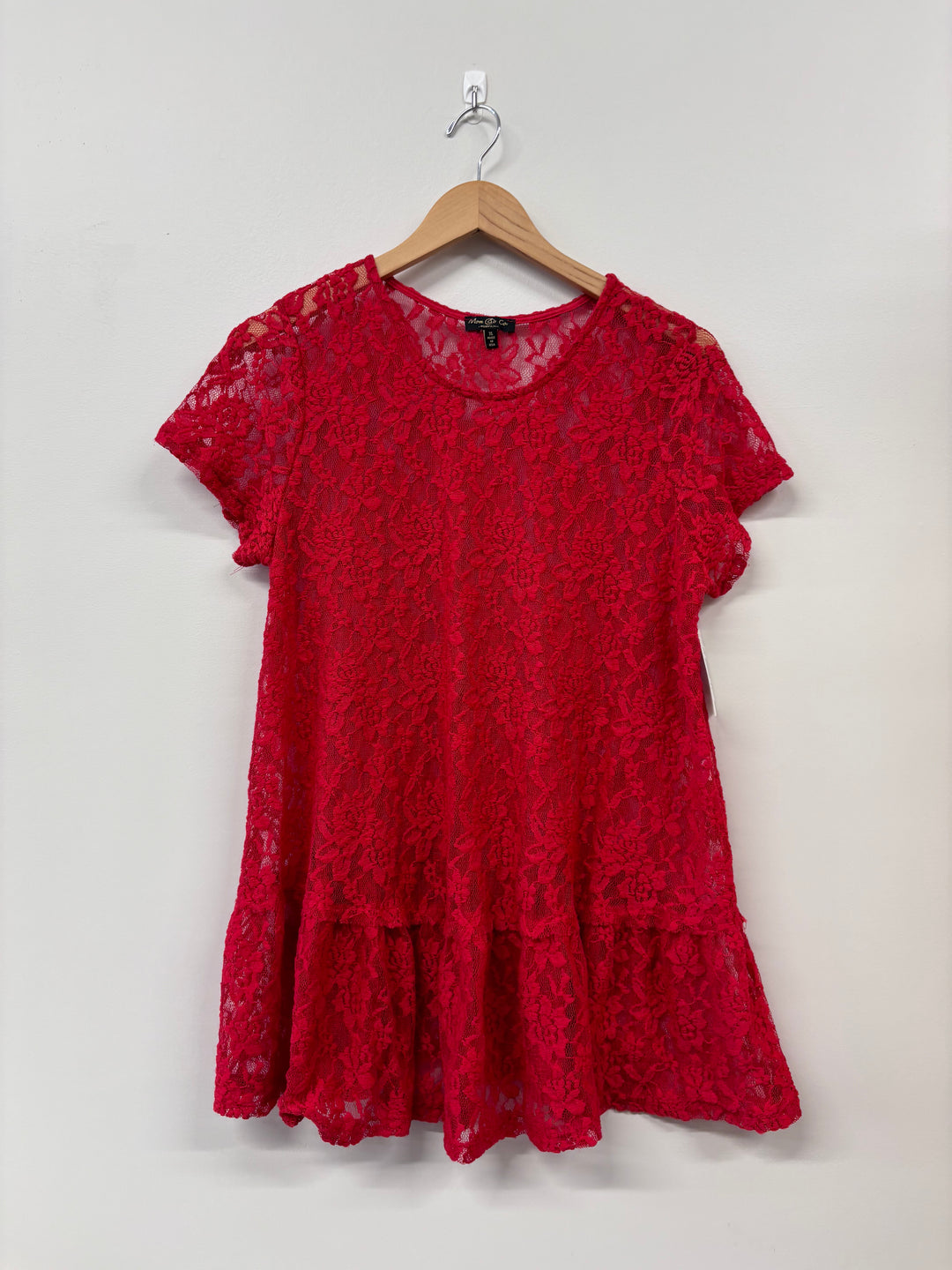 Mom & Co Maternity Top (Size XL, Red Lace)