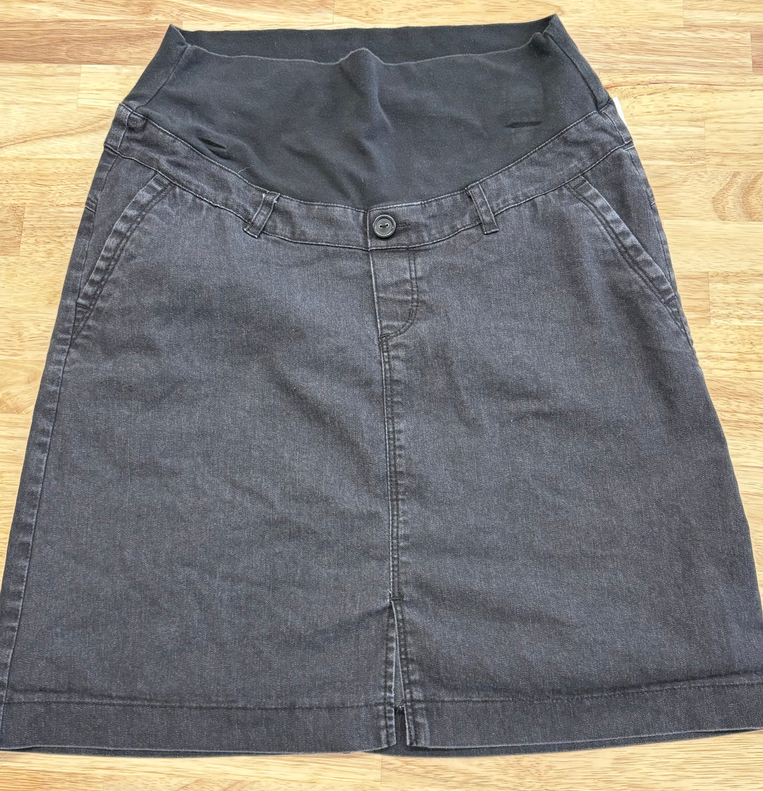 Thyme Maternity Skirt (Size XXL, Black Denim)