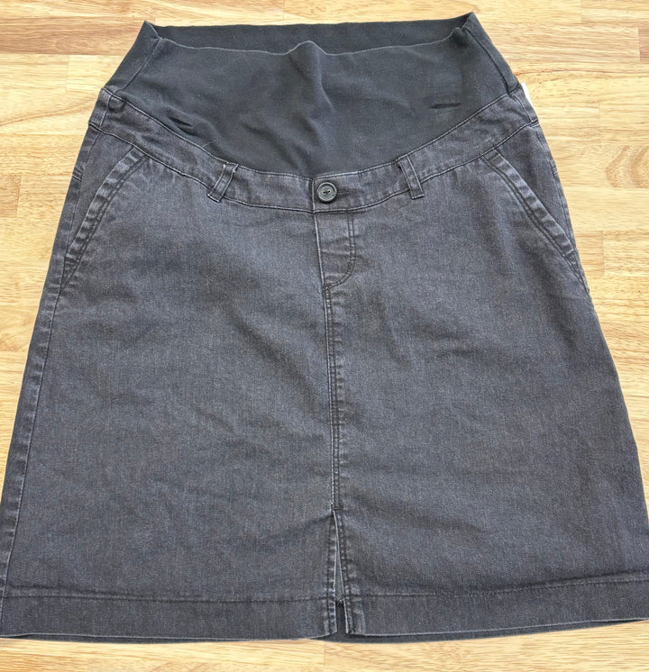 Thyme Maternity Skirt (Size XXL, Black Denim)