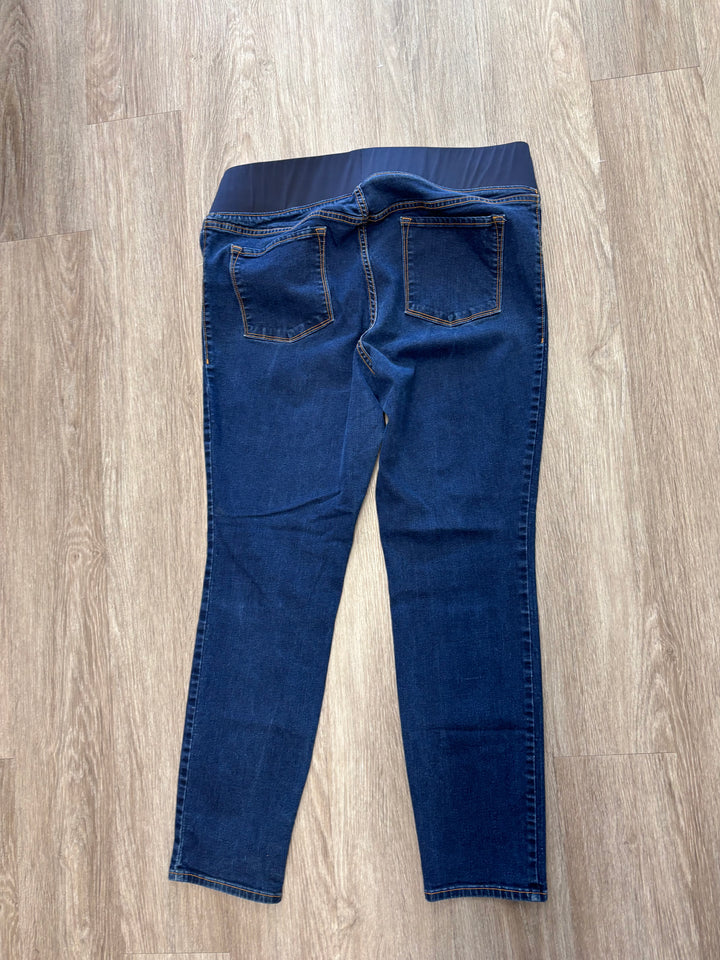 Old Navy Maternity Jeans (Size XXL, Dark Blue Skinny Leg)