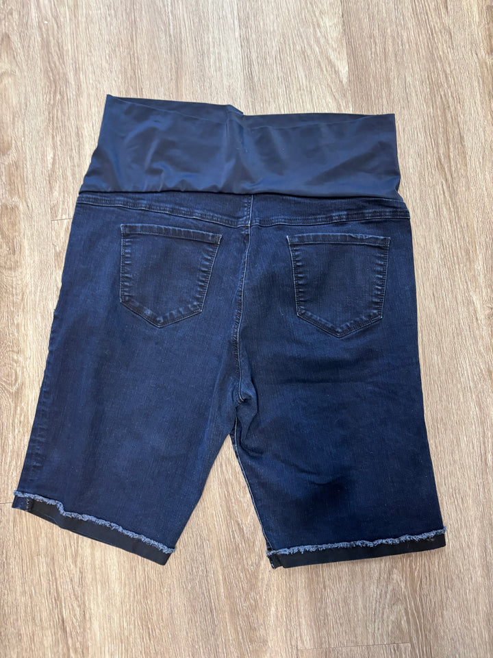 Insider Premium Denim Shorts (Size XXL, Dark Blue with Raw Edge)