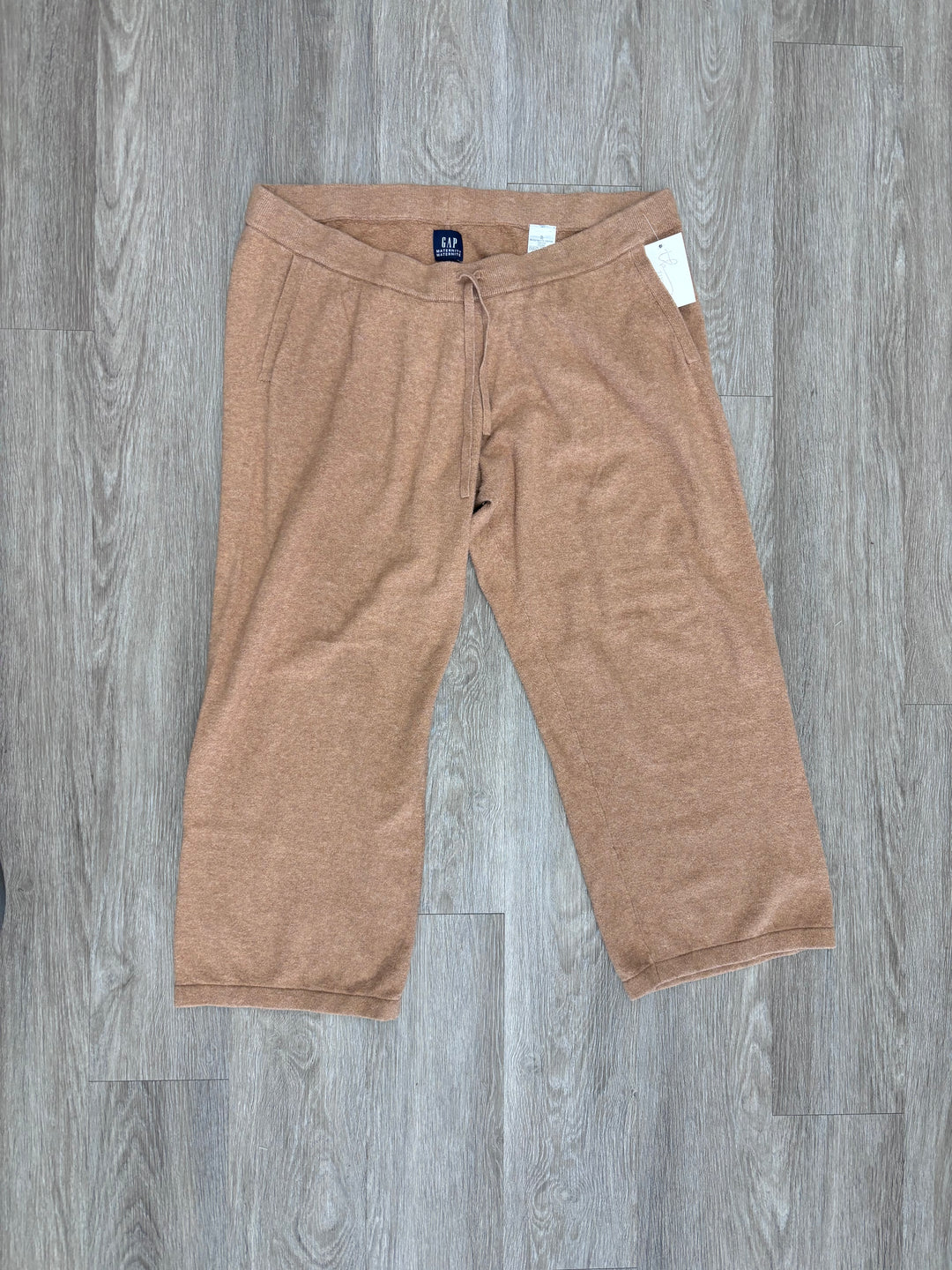 Gap Maternity Pants (Size XL, Carmel Wide Leg Crop)