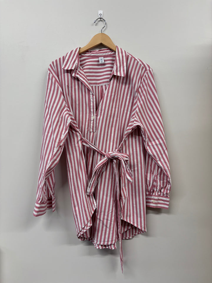 Old Navy Maternity Blouse (Size XXL, Pink Stripes)