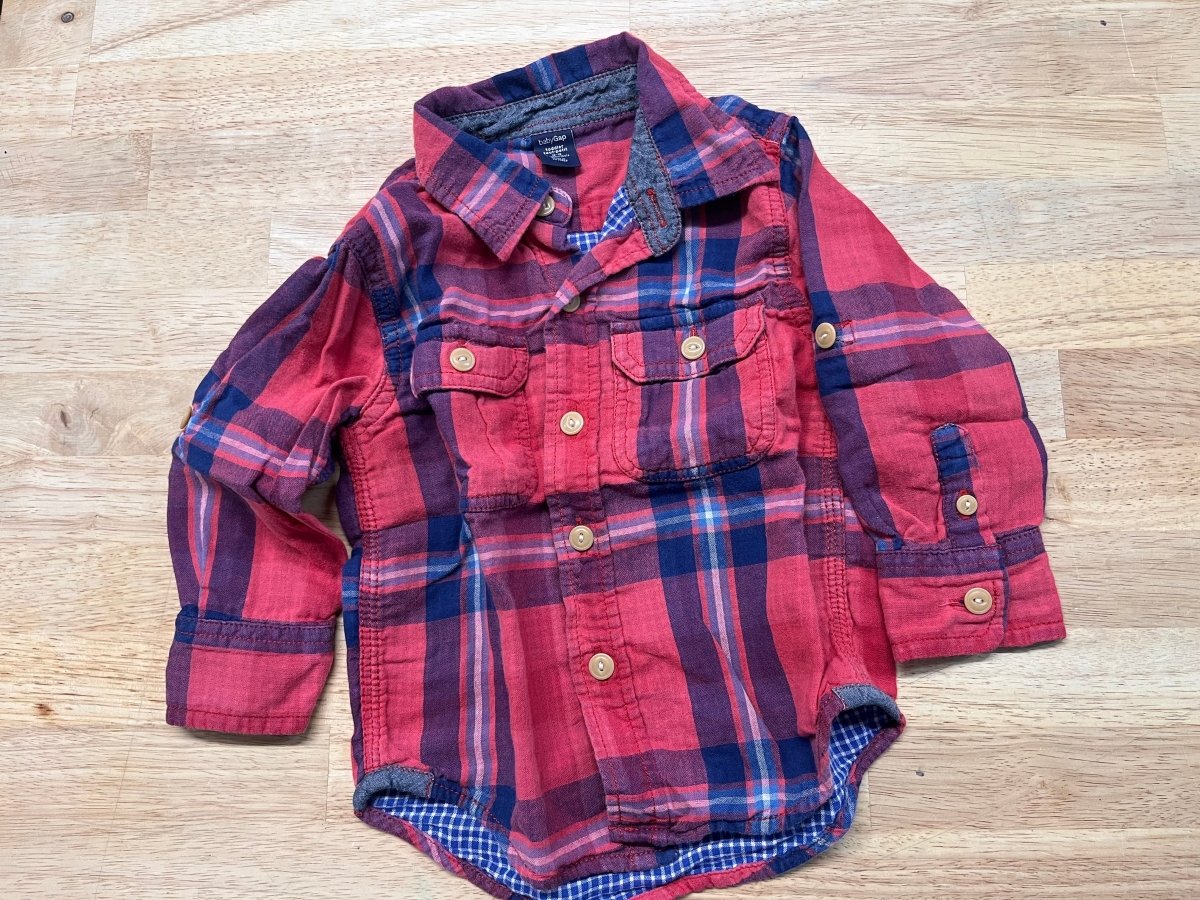 GAP Muslin Button - Up Shirt – Red/Blue Plaid 12 - 18M - Nest and Sprout - Consignment