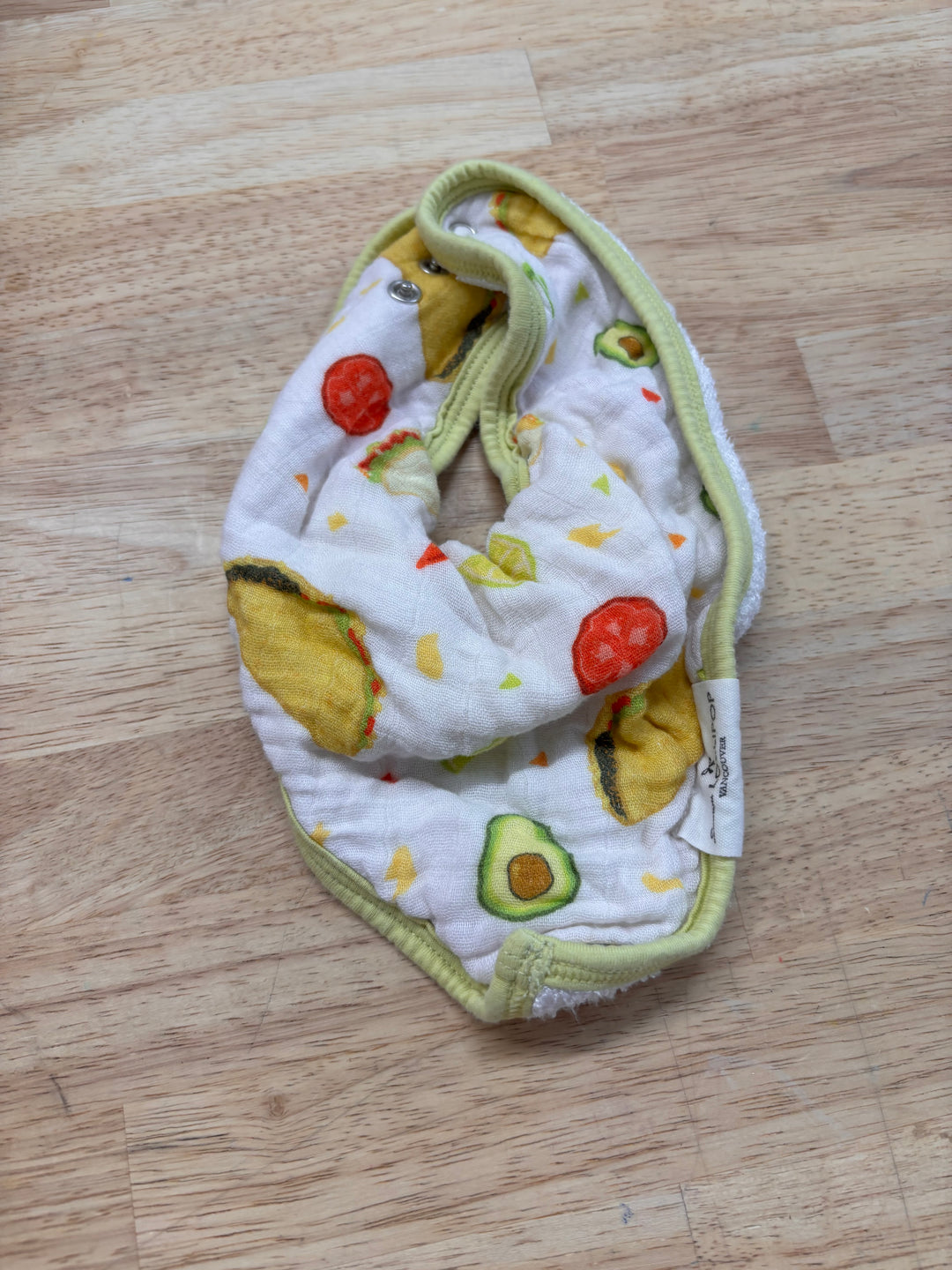 Loulou Lollipop Taco Bib