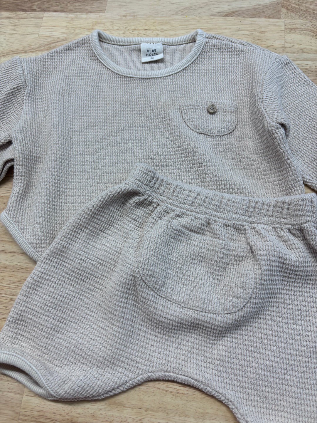 Bebe Holic Medium Shirt (Cream, Waffle Knit) | Estimated 12 m