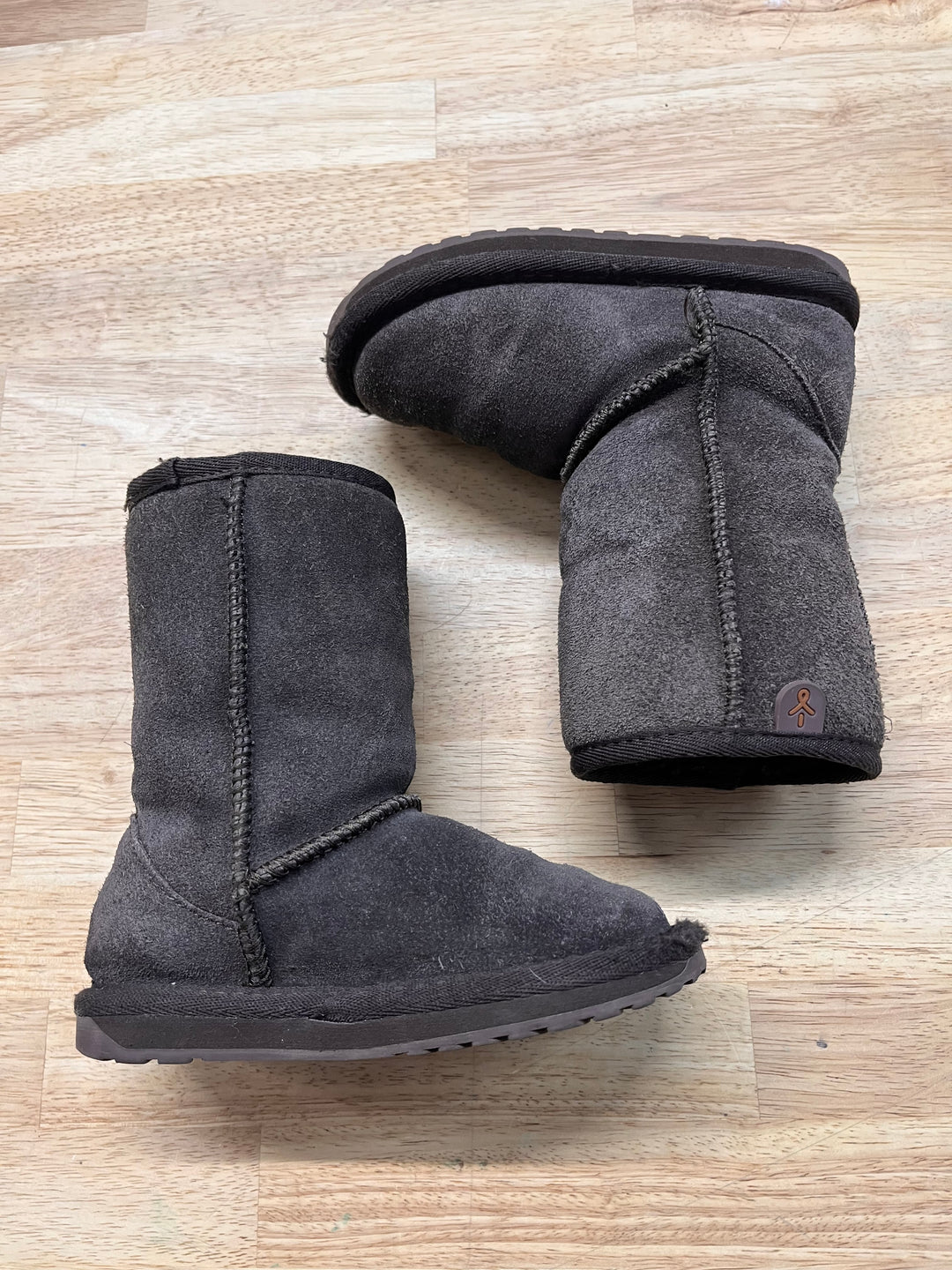 EMU Australia Wallaby Lo Boots – Brown