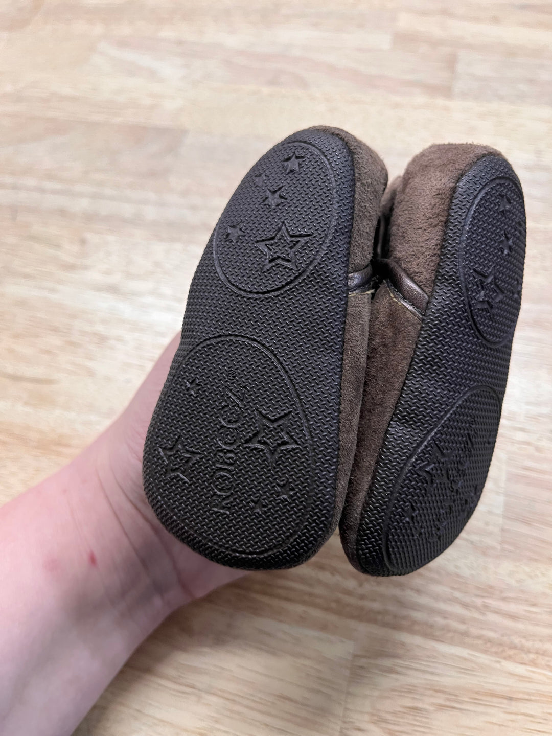 Robeez Soft Sole Booties – Brown (Size 2)