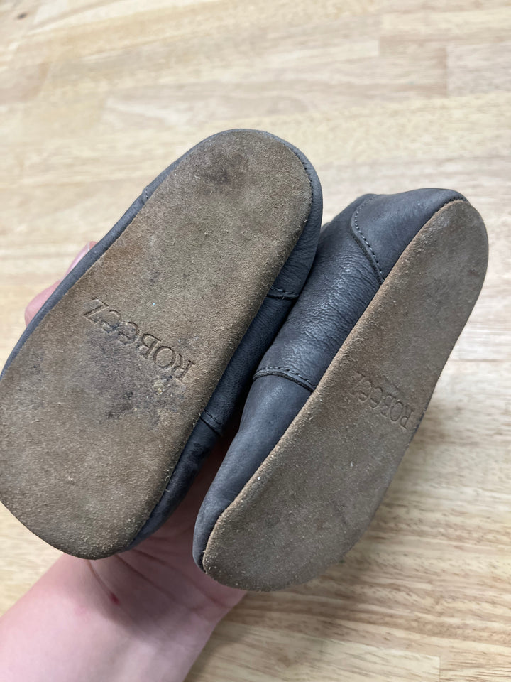 Robeez Soft Sole Sneakers – 18-24M