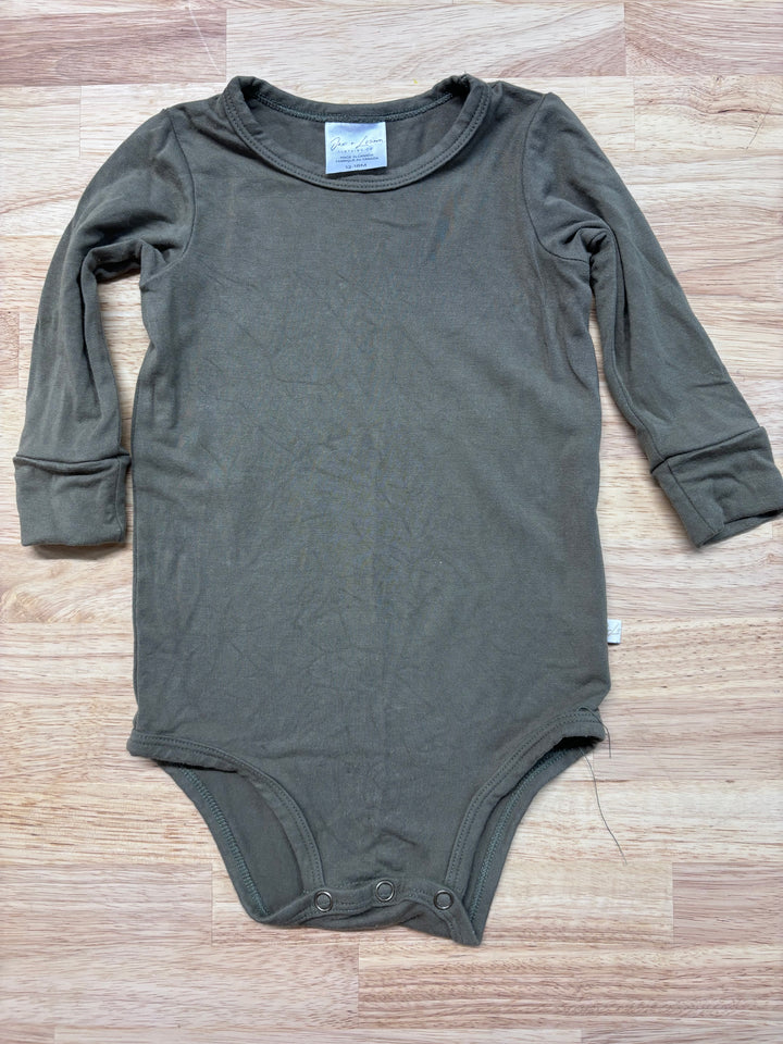 Jax & Lennon 12-18 Month TEE ONESIE (Forest Green) | imperfect