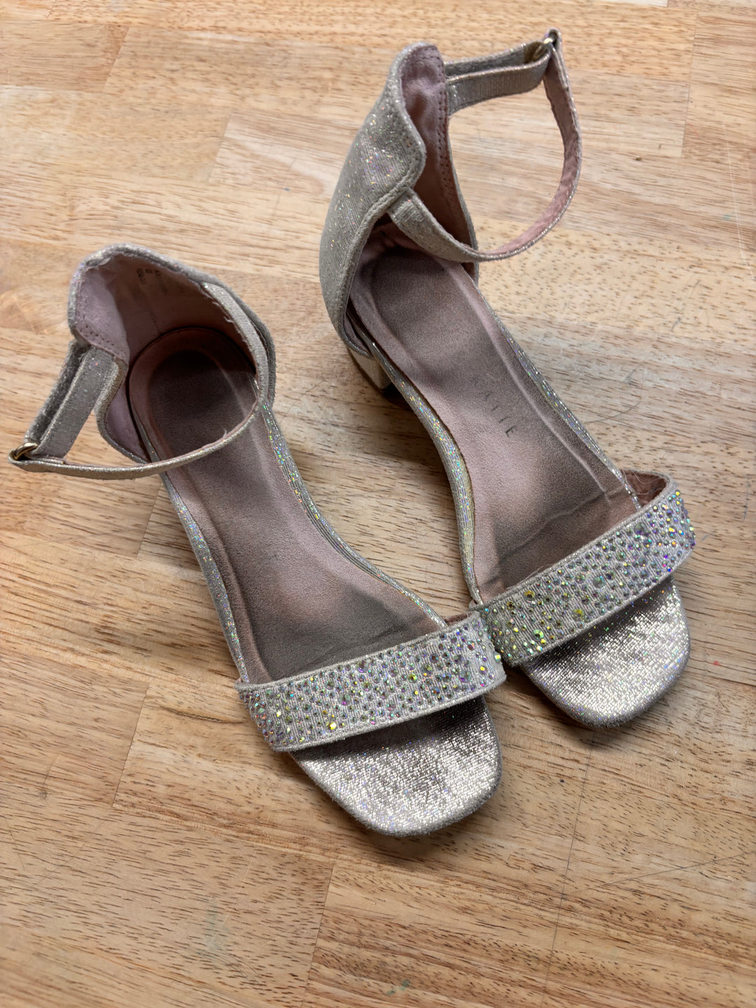 Sparkle Dress Shoes with Ankle Strap – 12