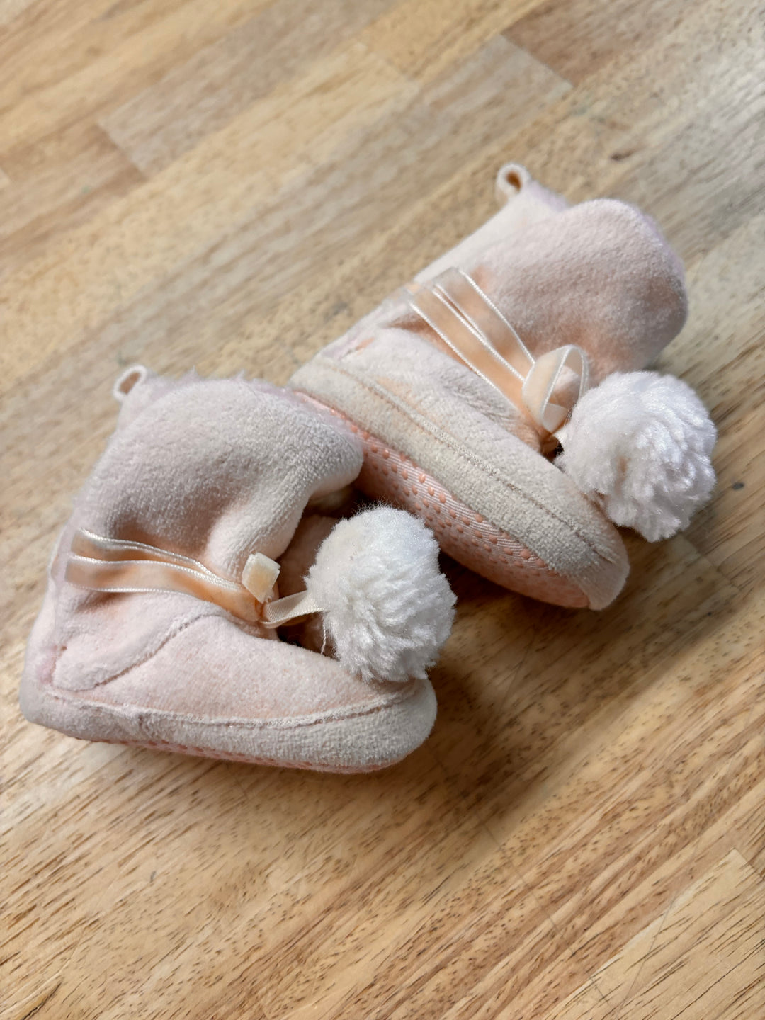 Joe Fresh Fleece Booties – 1
