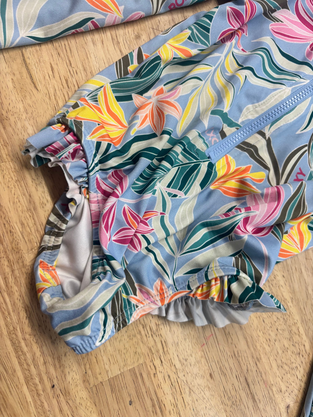 Roxy Long Sleeve Swimsuit & Sun Hat – Light Blue | 24M