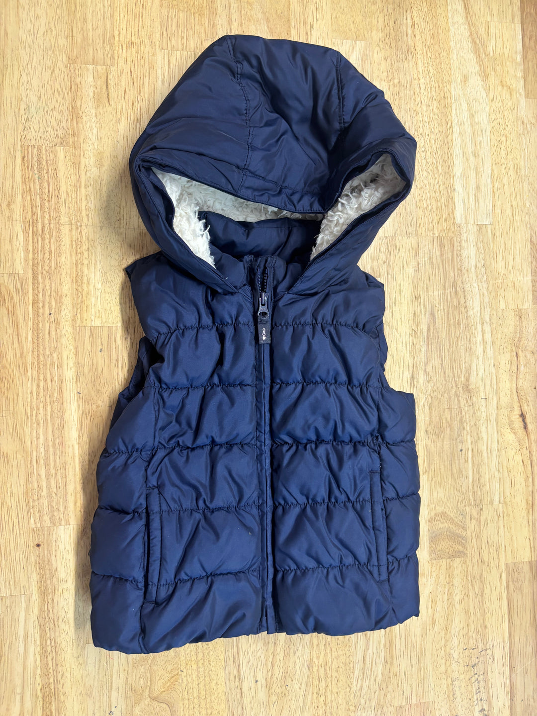 Gap-Insulated Vest – Navy | 2Y
