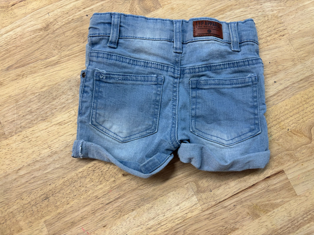L&P Skinny Denim Shorts – Light Wash | 2T