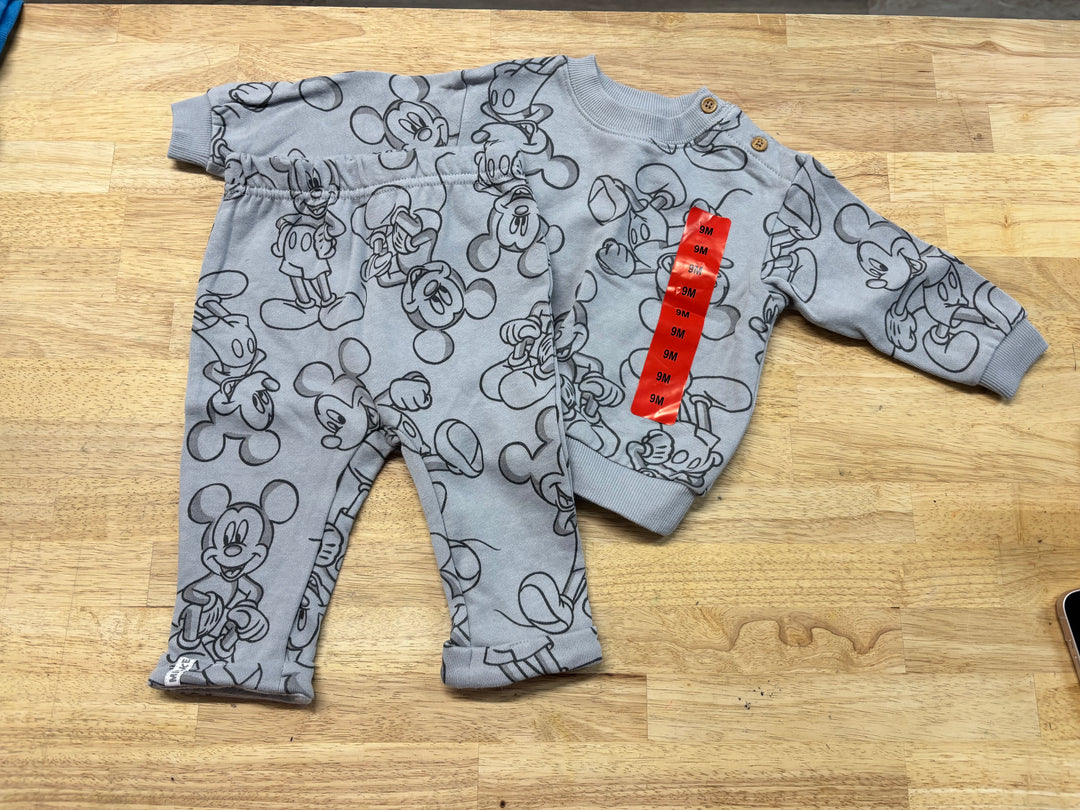 Disney Baby Two-Piece Set – Grey (NWT) | 3–6M