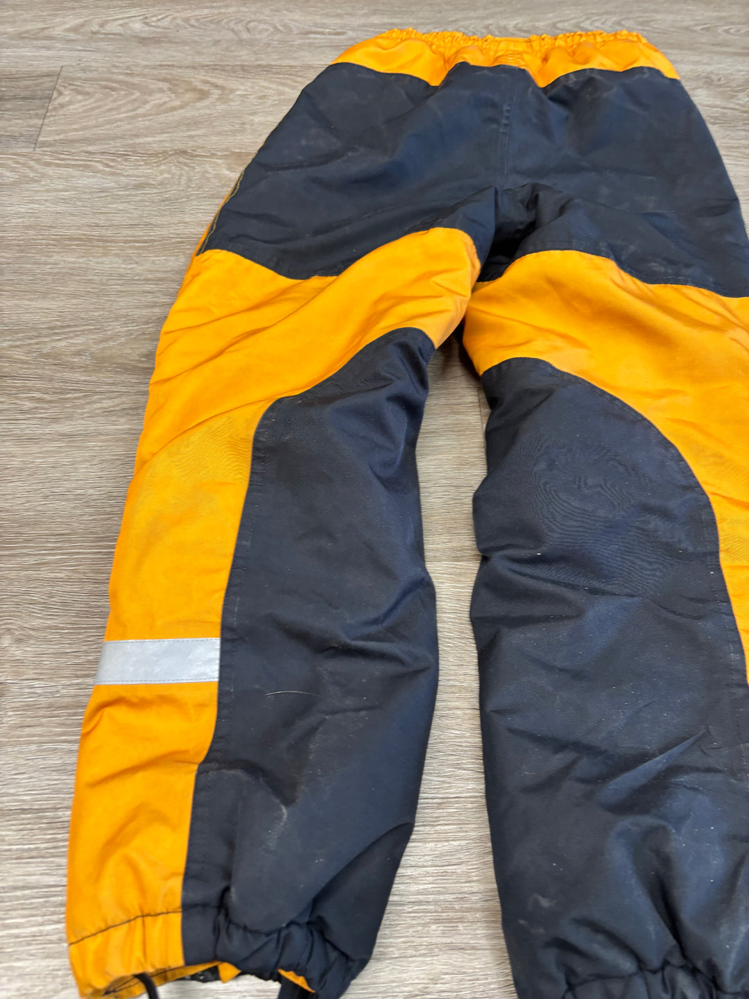 Villervalla Yellow Orange Snow Pants | Size 140