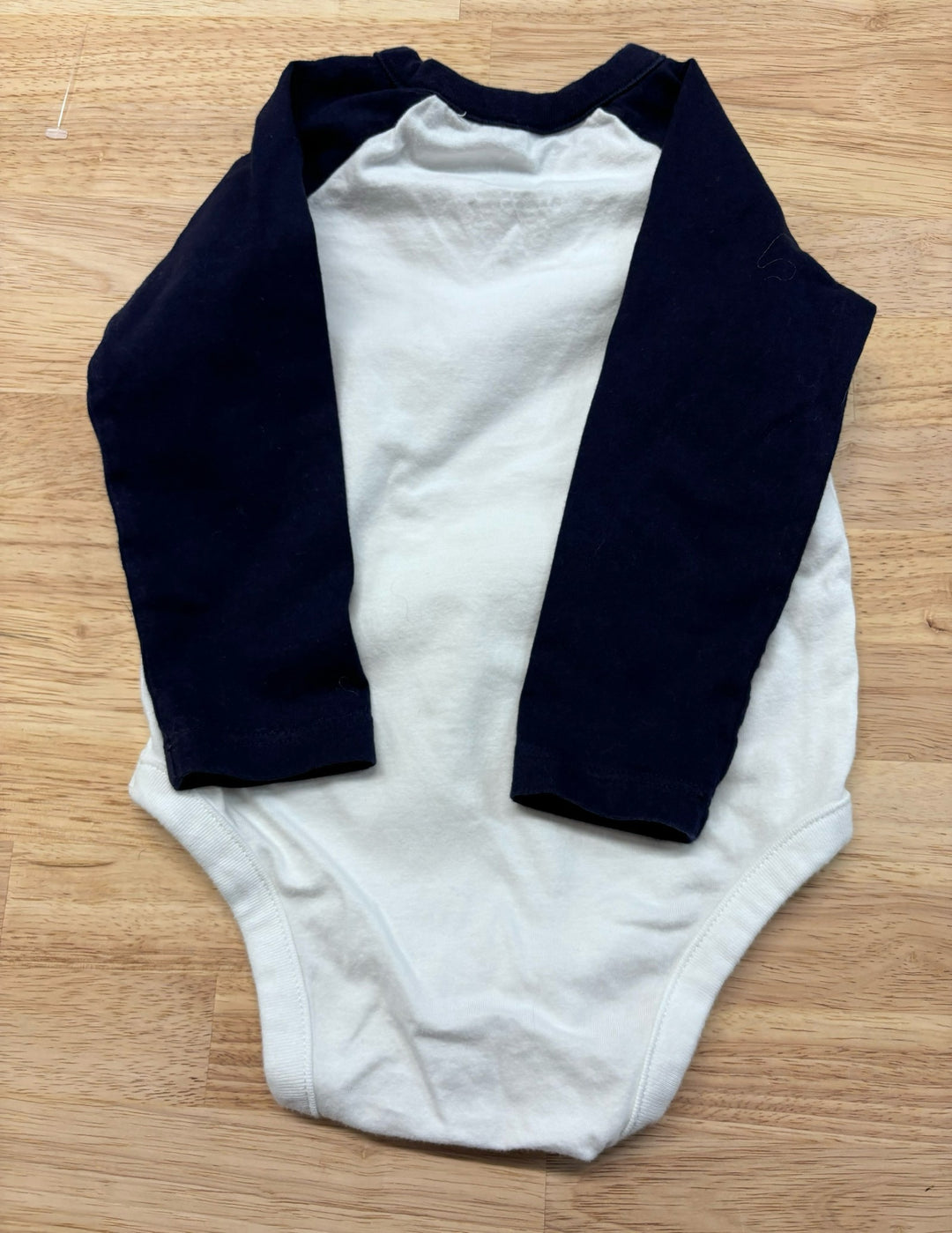 Gap Bodysuit, 12-18 Months, White with Blue Sleeves