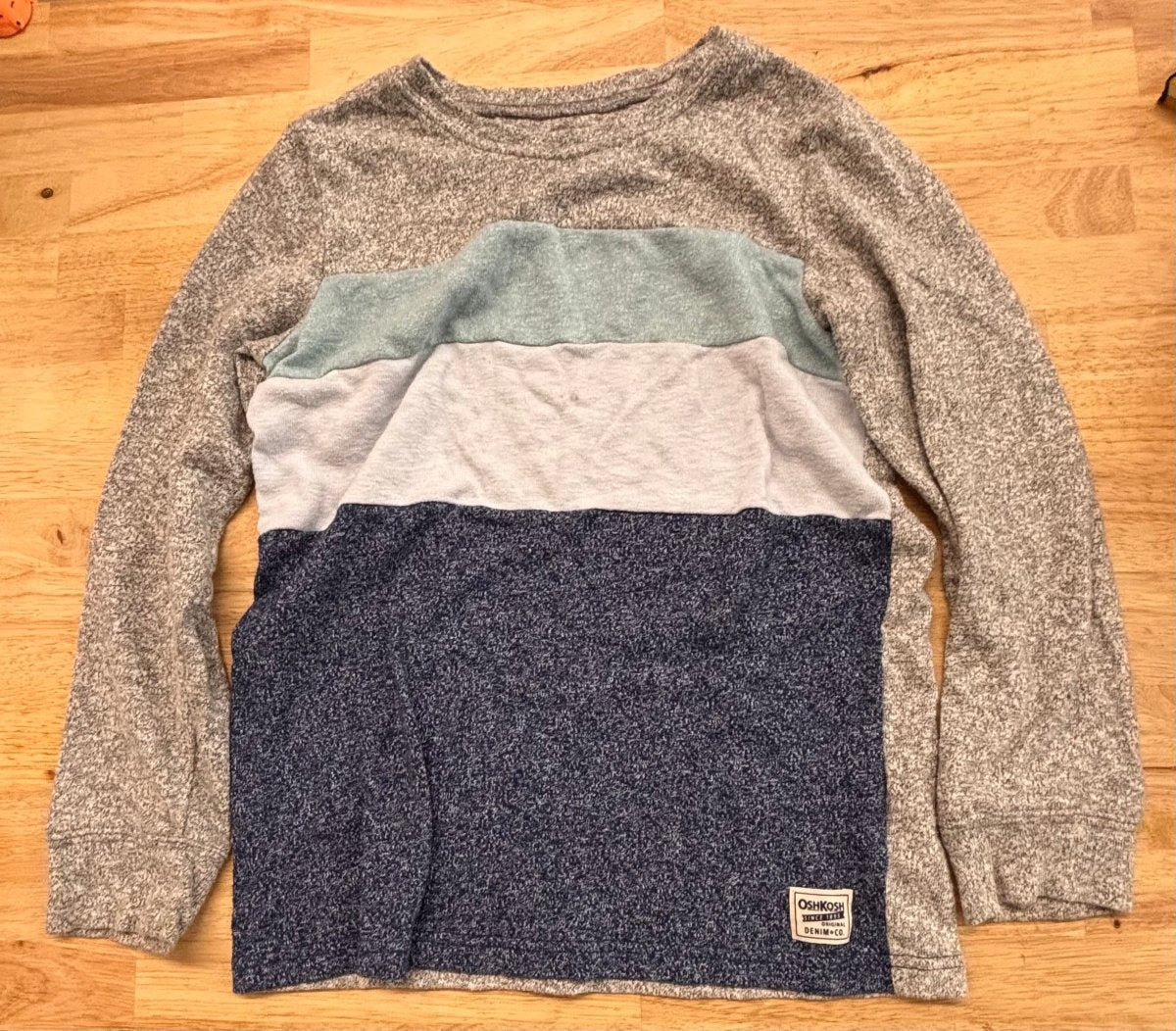 Oshkosh Size 12 Long Sleeve Top (Heathered, Play Condition) - Nest and Sprout - Consignment
