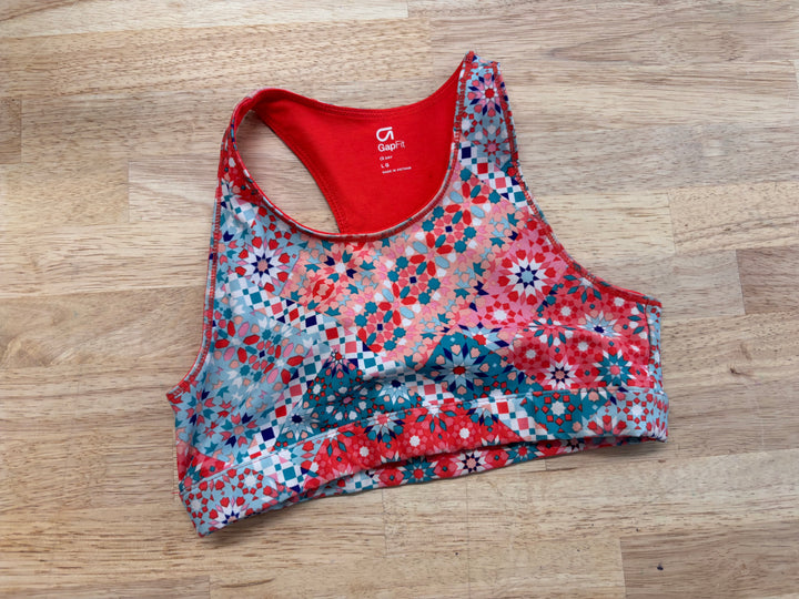 GapFit Sports Bra Youth Large (Bright Orange Geometric)