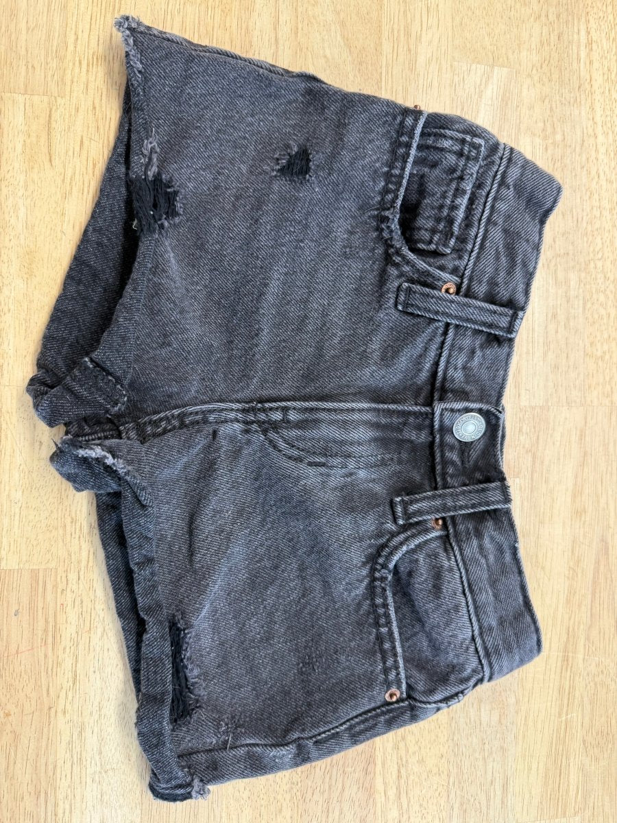 Old Navy Built - In Tough High Rise Shorts Black | Size 6–7Y - Nest and Sprout - Consignment