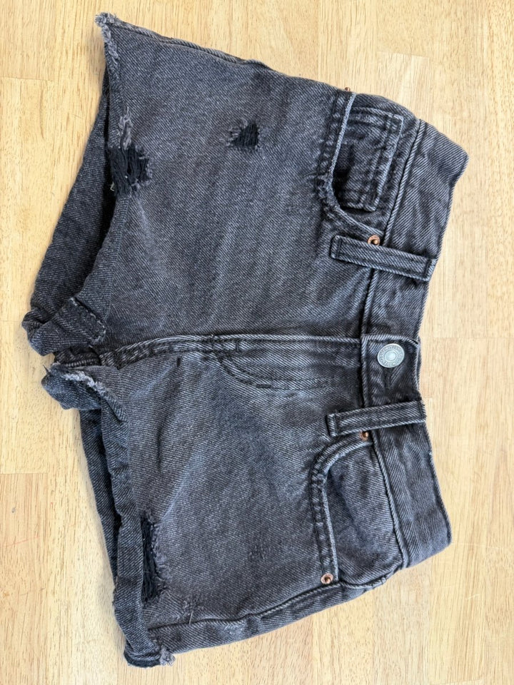 Old Navy Built - In Tough High Rise Shorts Black | Size 6–7Y - Nest and Sprout - Consignment