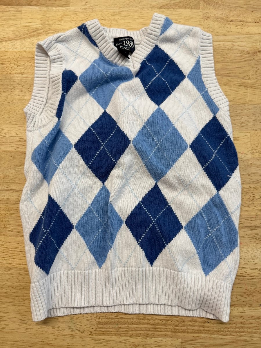The Children’s Place Argyle Sweater Vest White Blue | Size 5/6 - Nest and Sprout - Consignment