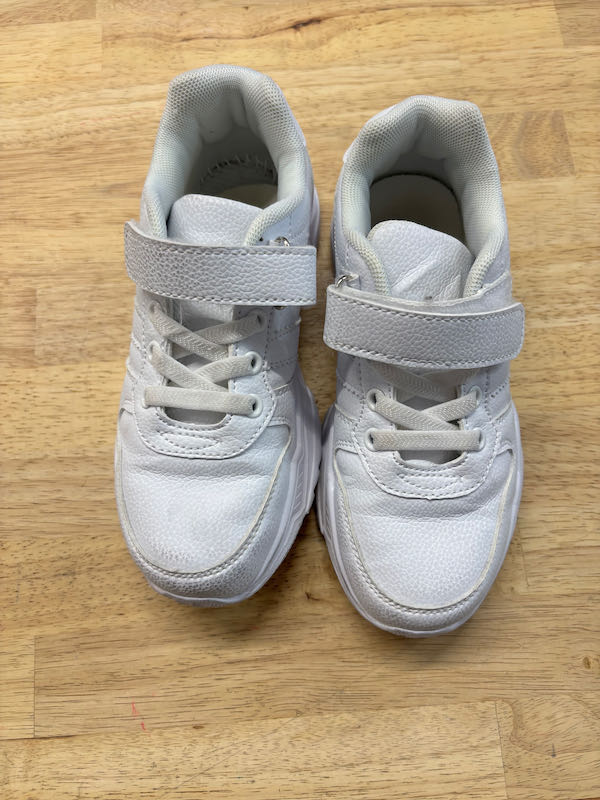 White Sneakers | Size 32
