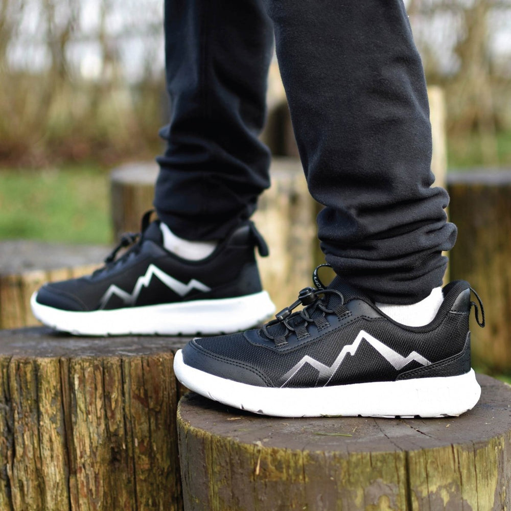 Jan & Jul Sneakers – Lite Mountain – Black - Nest and Sprout - Jan & Jul