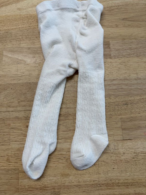 OshKosh Cable Knit Tights Cream | Size 3–12M - Nest and Sprout - Consignment