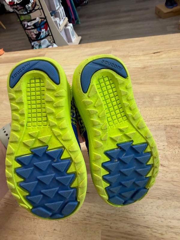 Saucony Monster Sneakers Neon Green Blue | Size 6 - Nest and Sprout - Consignment