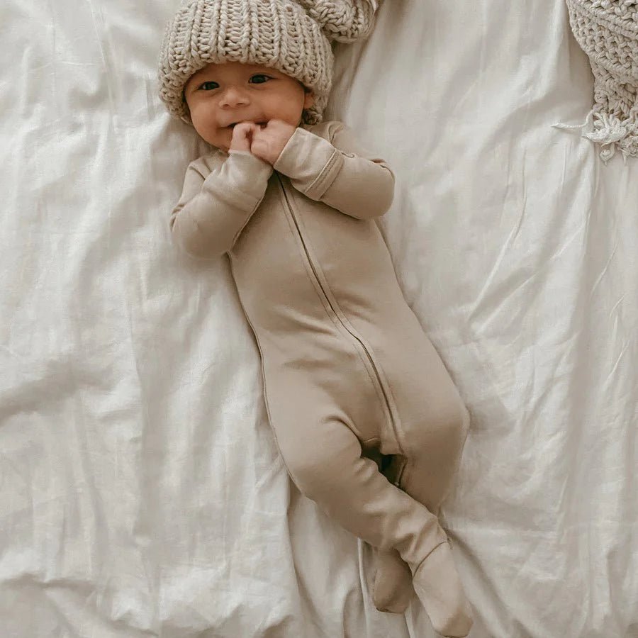 Organic 2 - Way Zipper Footie | Oatmeal - Nest and Sprout - L'ovedbaby