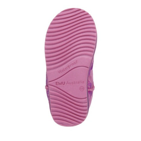 Flexible TPR Outsole: The flexible TPR outsole with wave design offers traction and grip, ensuring her playtime adventures are safe and fun.