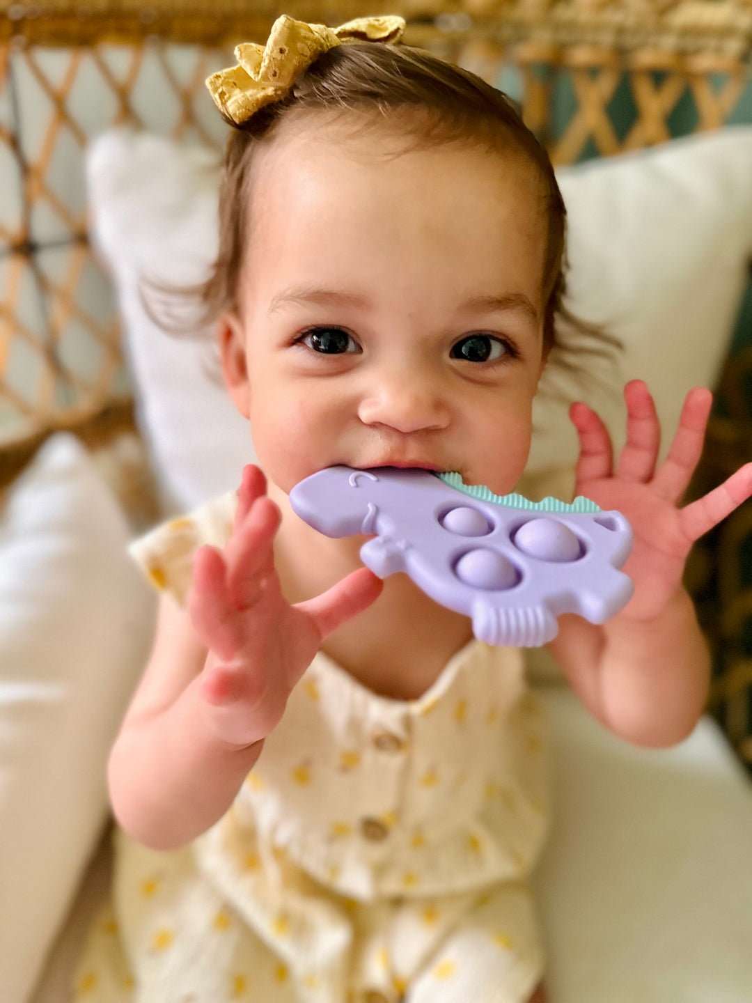 The Itzy Pop™ | Sensory Popper and Teething Toy