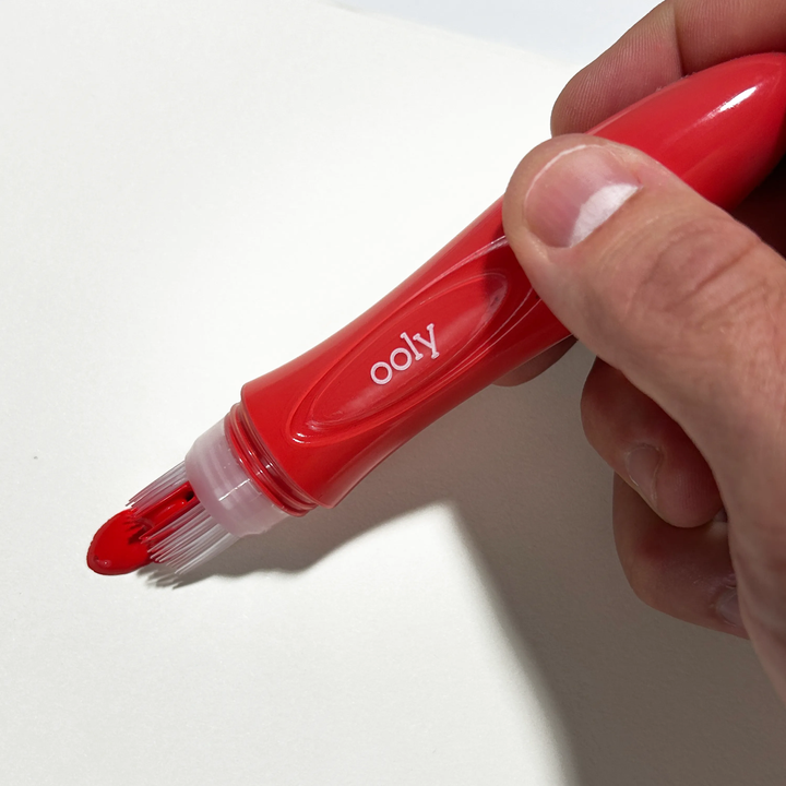 Easy Squeezy: Squeezable Poster Paint Brushes