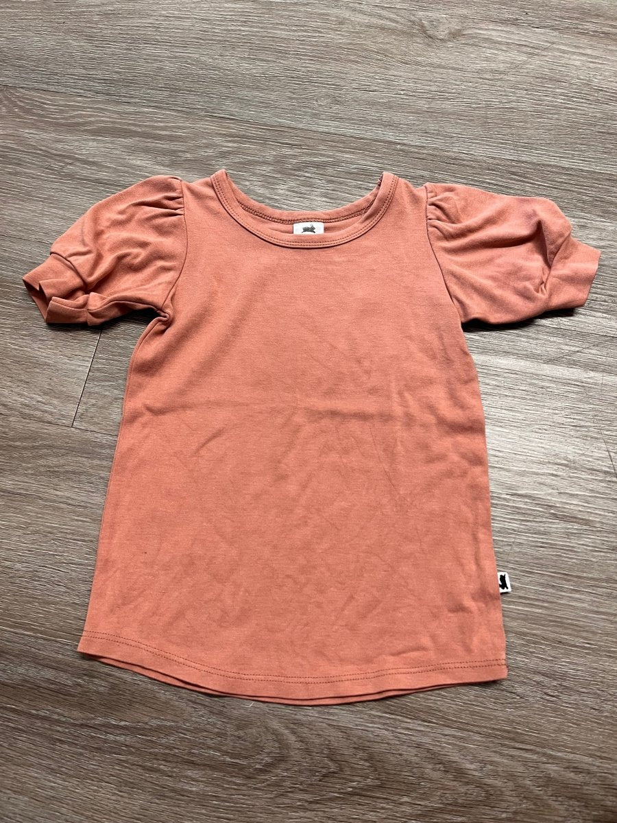 Little & Lively Puff Sleeve Top – 1-2 Years | Salmon play conditon - Nest and Sprout-Consignment