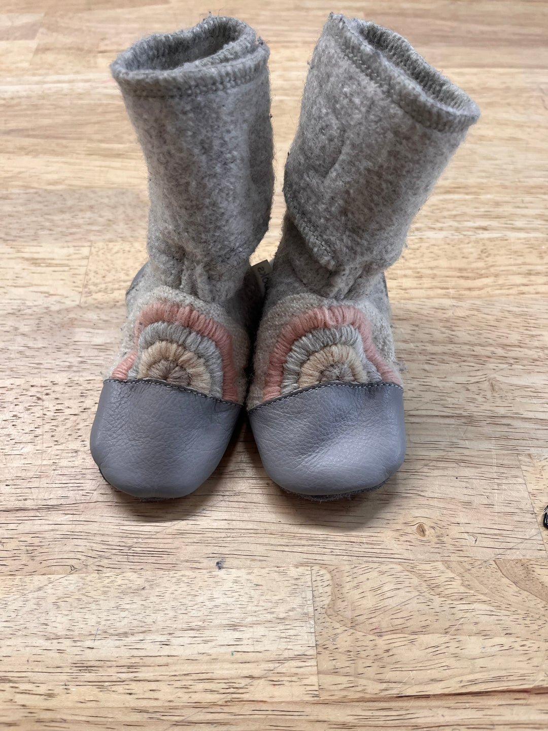 Nooks Shoes – 4 | Light Wash | Rainbow Print | Light Grey Toe Cap