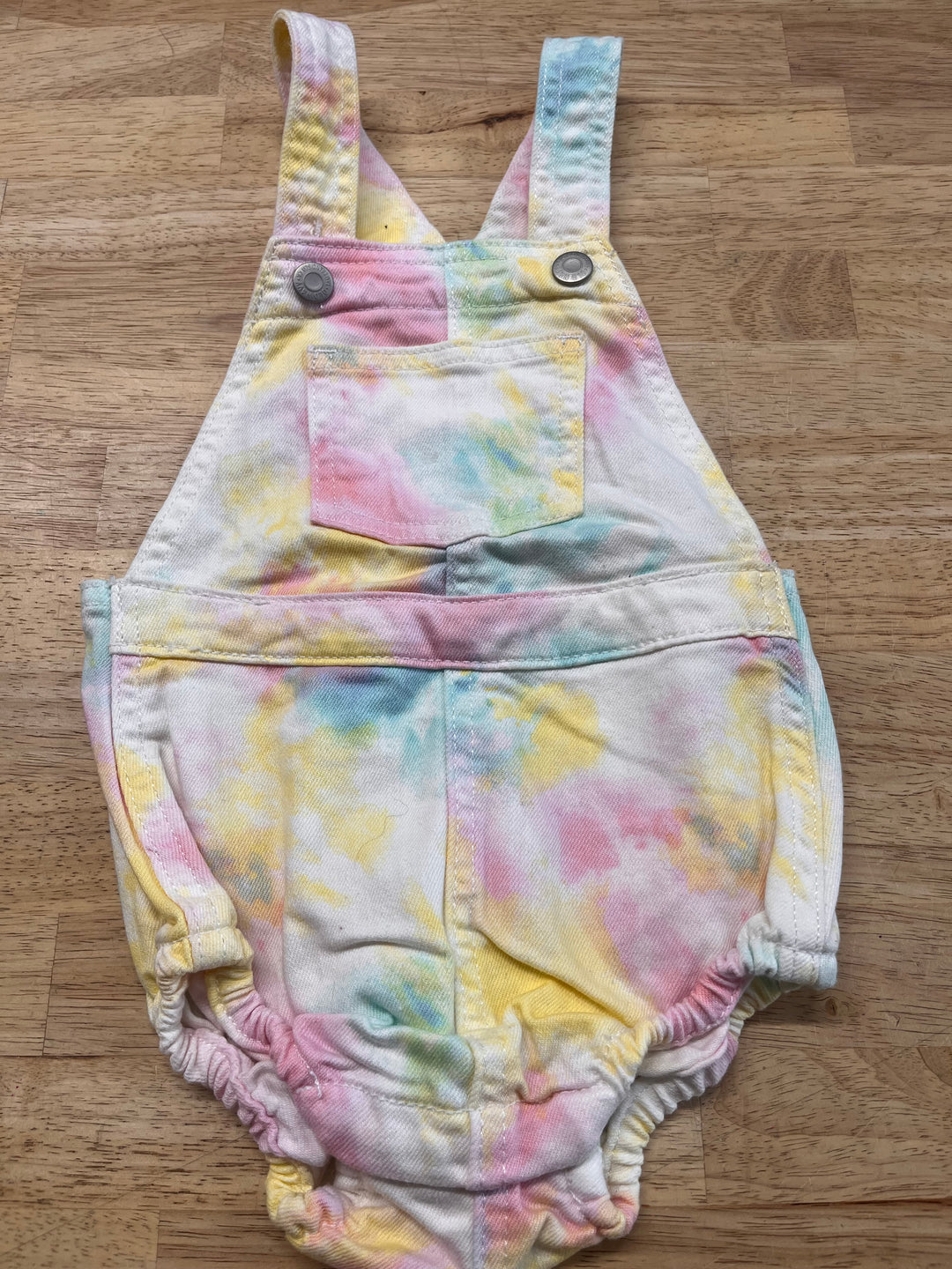 Old Navy Tie Dye Denim Short Overalls – 12-18 Months
