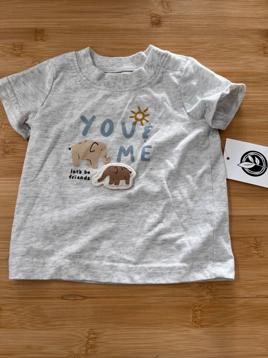Carter's Graphic Shirt – 6 Months | Beige and Grey - Nest and Sprout-Consignment