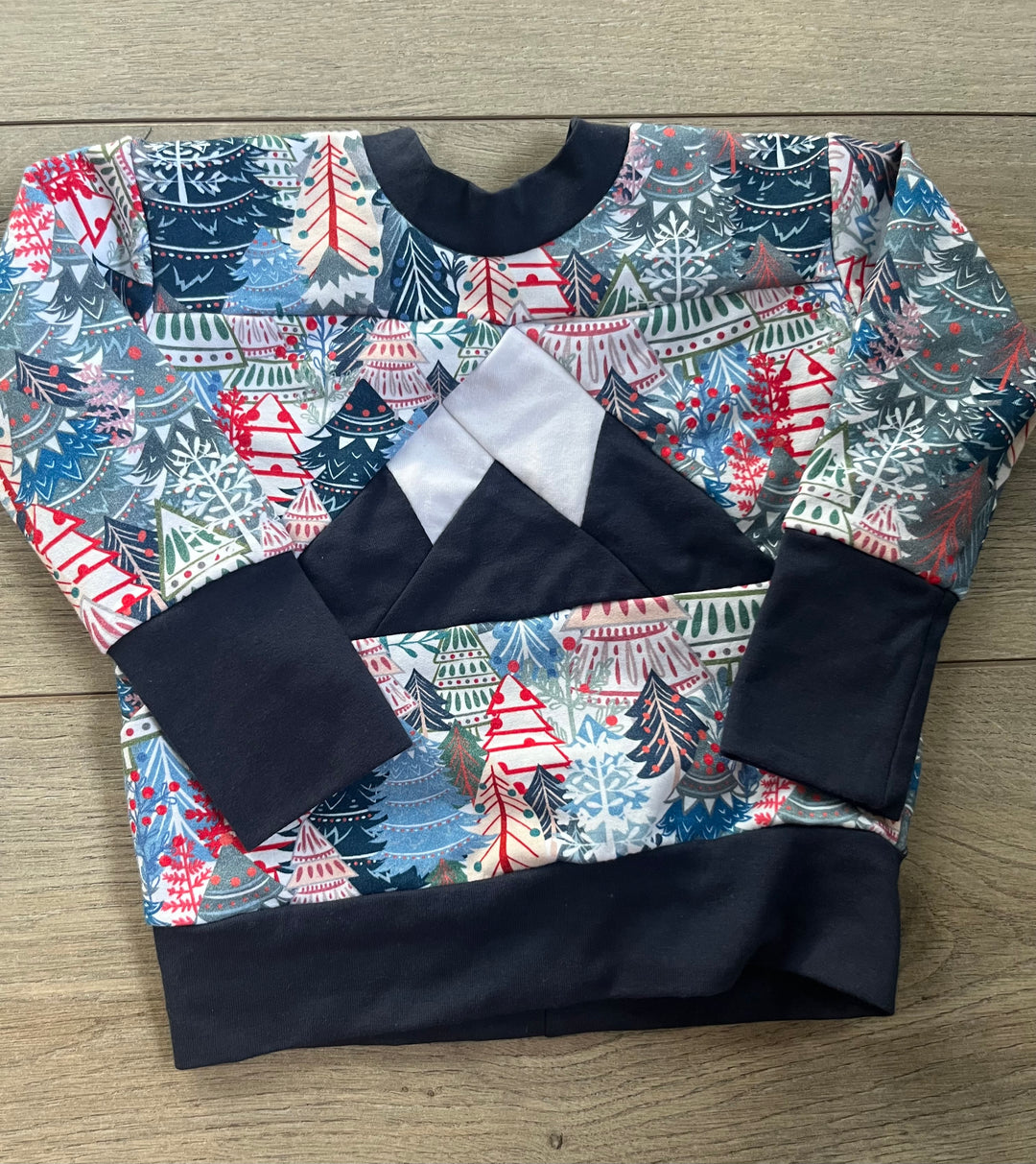 Gro by Zo Grow With Me Long Sleeve Shirt – 3-12 Months | Patchwork Mountains