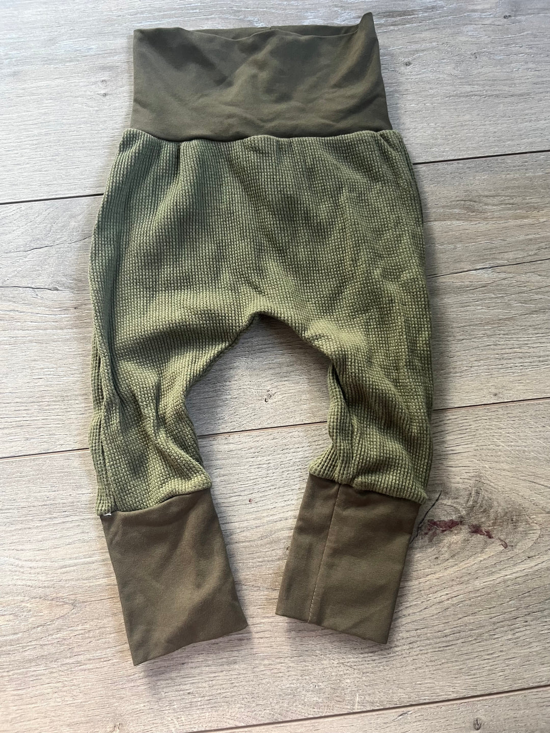 Gro by Zo Grow With Me Harem Pants – 3-12 Months | Olive | Waffle Knit