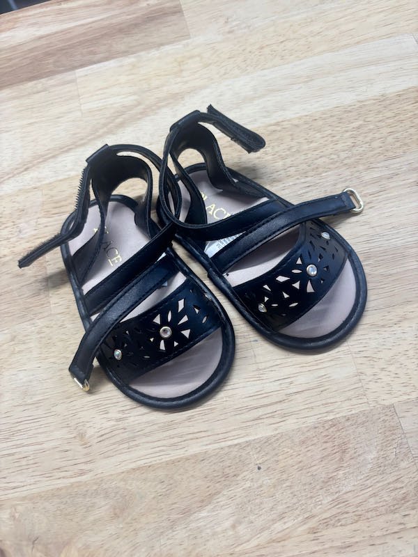The Children’s Place Black Strappy Sandals | Size 6–12M - Nest and Sprout - Consignment
