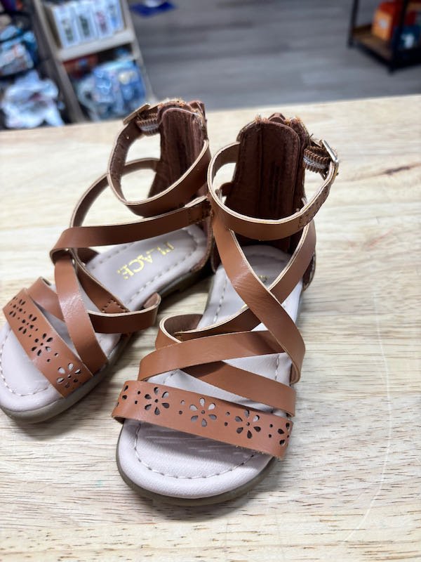 The Children’s Place Brown High - Back Sandals | Size 4 - Nest and Sprout - Consignment